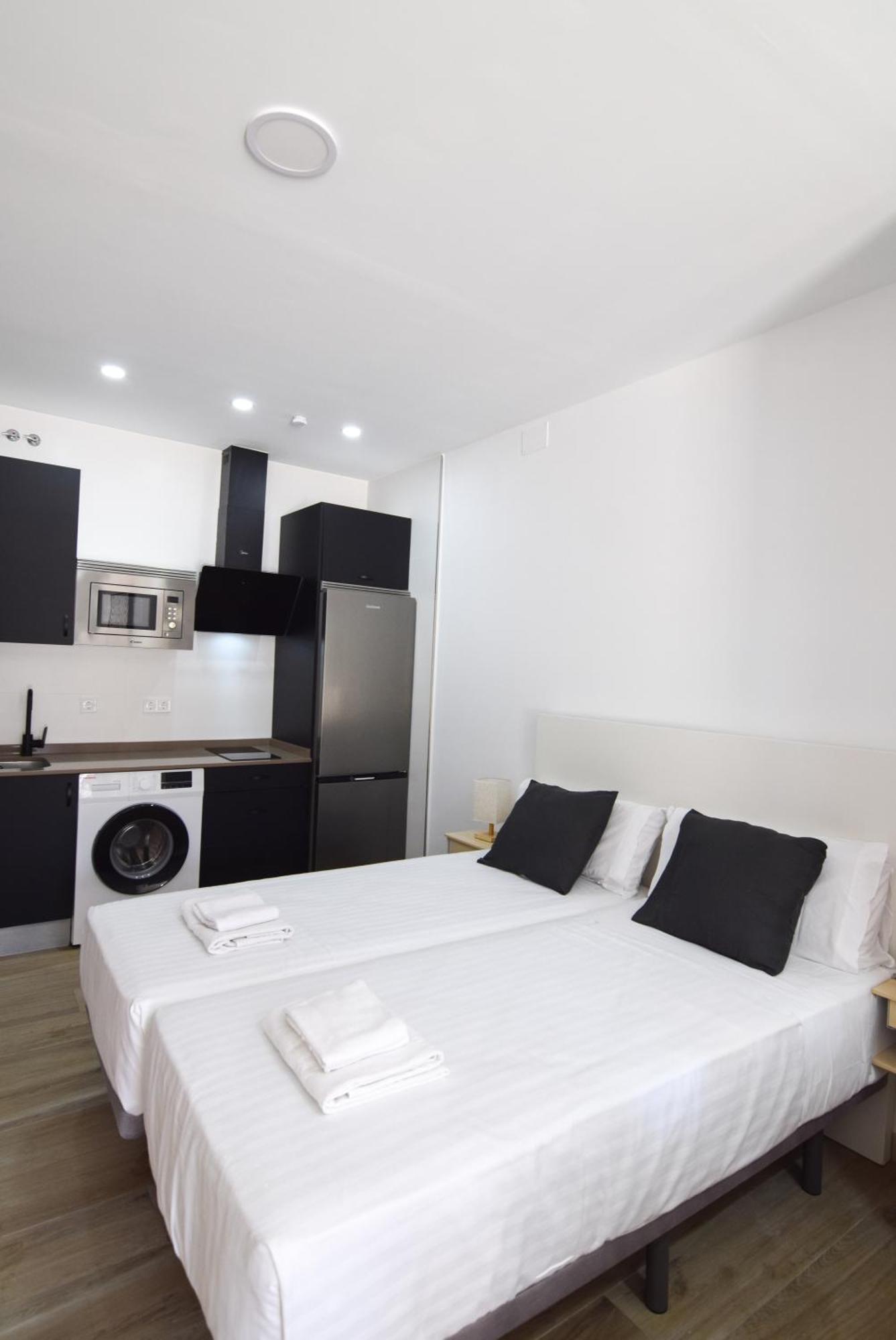 Apartament Letplanet Riquelme Malaga Zewnętrze zdjęcie